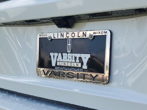 New 2026 Lincoln Navigator Reserve AWD/4WD image 35