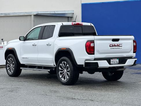 Used 2024 GMC Canyon Denali AWD/4WD image 8