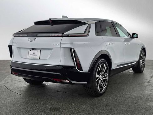 New 2026 Cadillac Lyriq Luxury RWD image 3