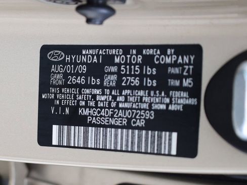 Used 2010 Hyundai Genesis 4.6 image 11