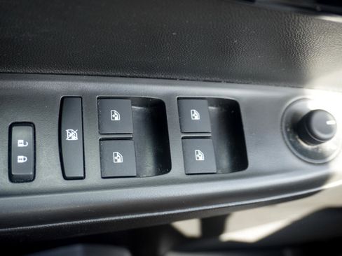 Used 2020 Chevrolet Spark LT image 30