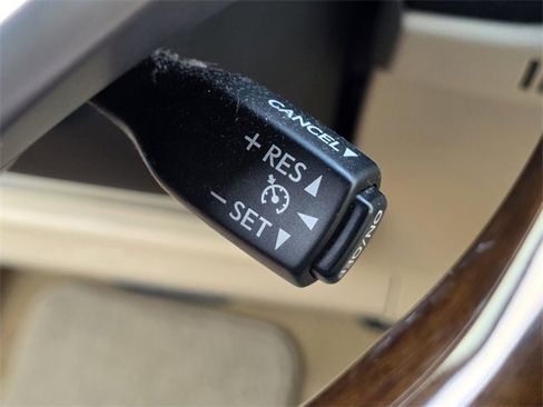 Used 2015 Lexus ES 350 image 23