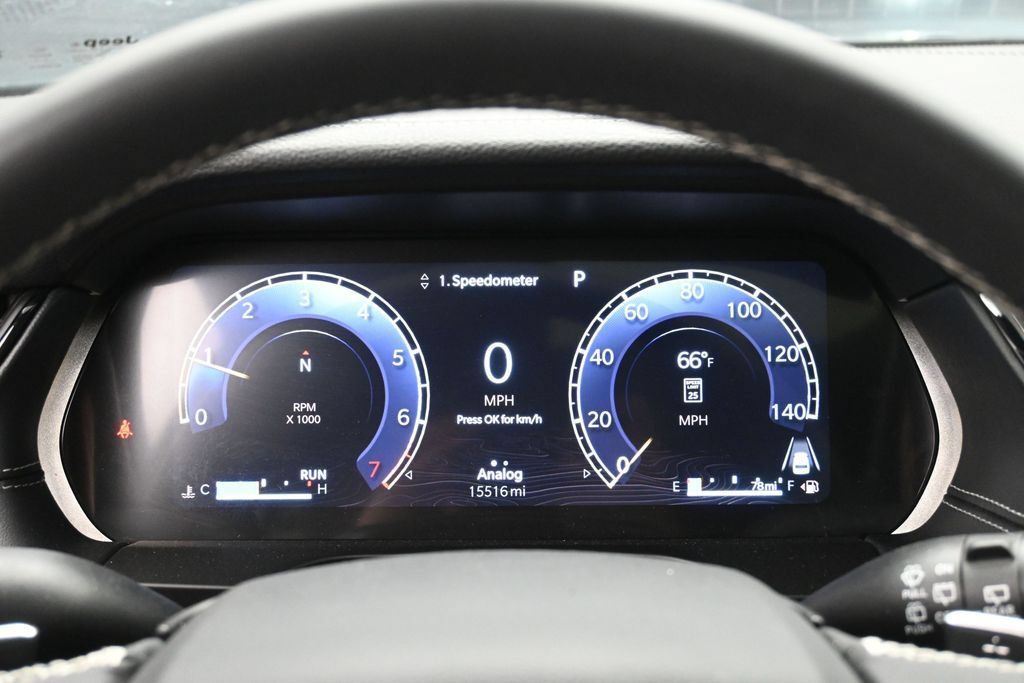 Used 2026 Jeep Grand Cherokee Limited AWD/4WD image 11