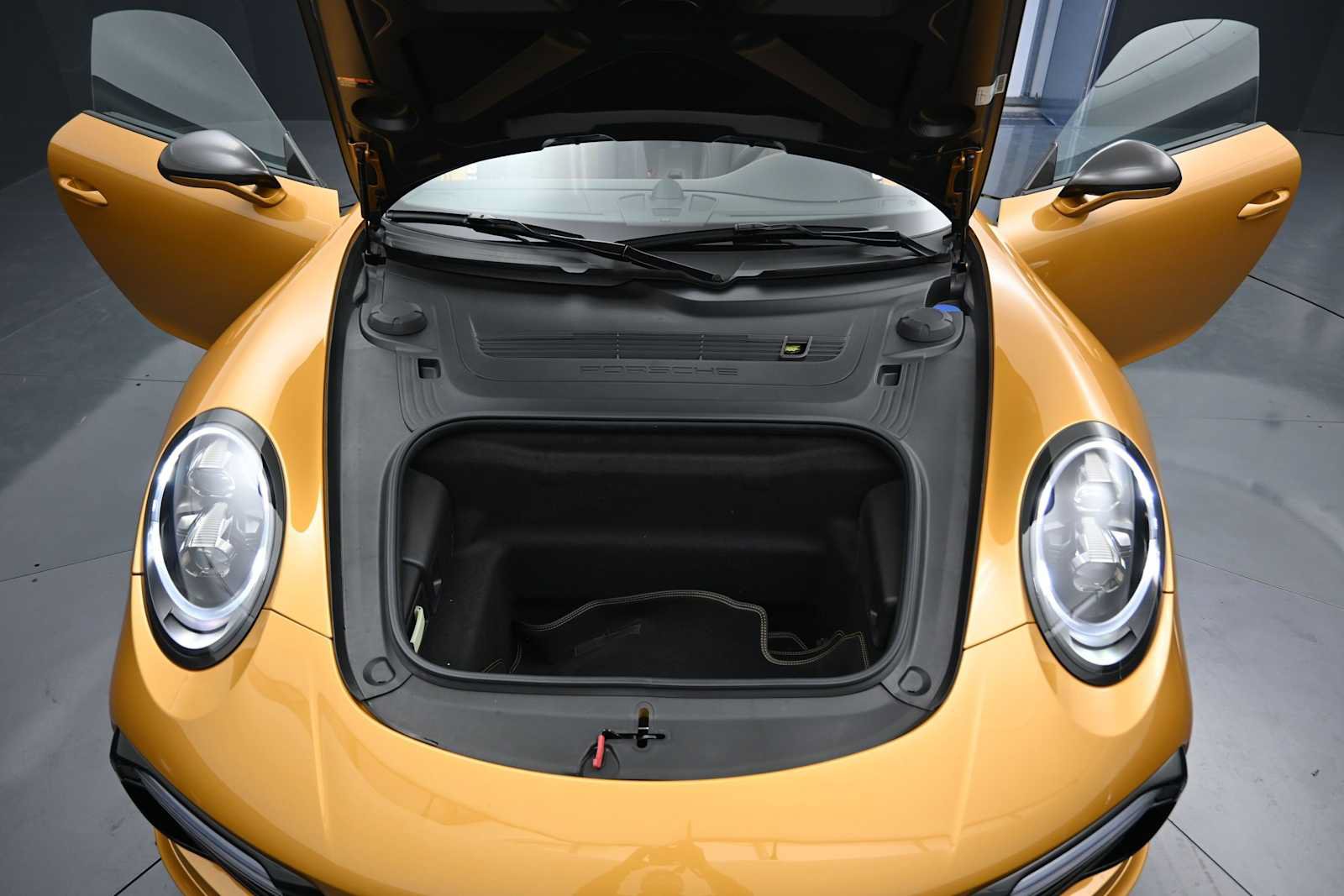 Certified 2019 Porsche 911 Turbo S AWD/4WD image 25