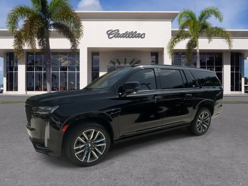 Certified 2022 Cadillac Escalade ESV Sport Platinum RWD image 7