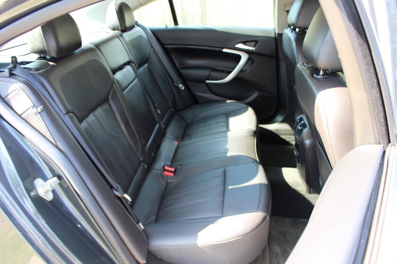 Used 2016 Buick Regal Premium FWD image 38