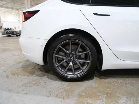 Used 2021 Tesla Model 3 Long Range AWD/4WD image 13