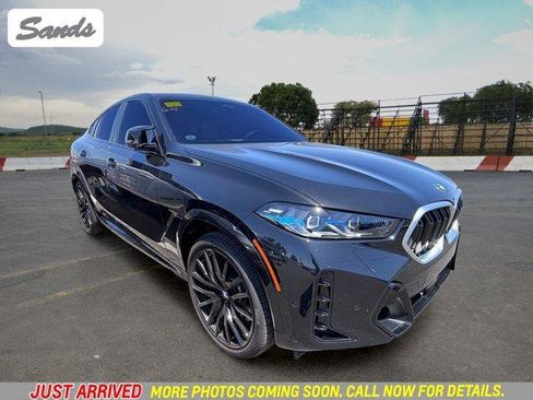 Used 2026 BMW X6 M60i w/ Parking Assistance Package AWD/4WD image 1