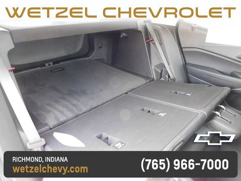 Used 2025 Chevrolet Trax LT w/ LT Convenience Package FWD image 24