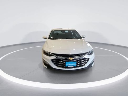 Used 2023 Chevrolet Malibu LT image 3
