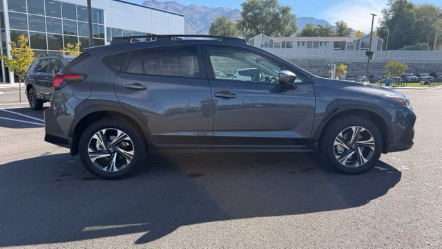 Used 2024 Subaru Crosstrek 2.0i Premium AWD/4WD image 2