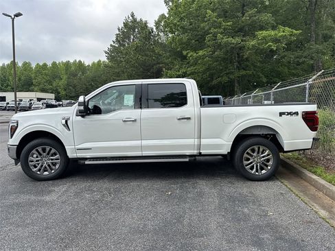 New 2025 Ford F150 Lariat w/ Equipment Group 502A High image 8