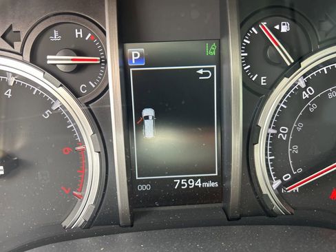 Used 2024 Toyota 4Runner Limited image 6