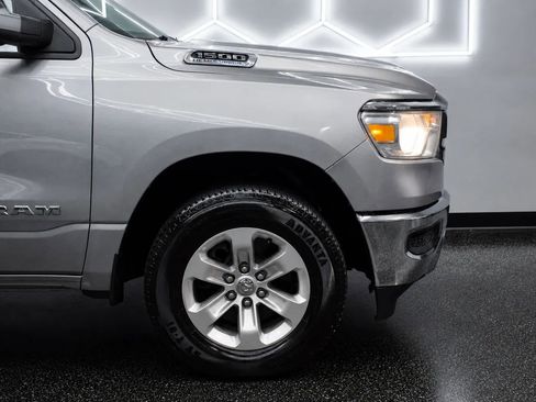 Used 2023 RAM 1500 Laramie AWD/4WD image 3