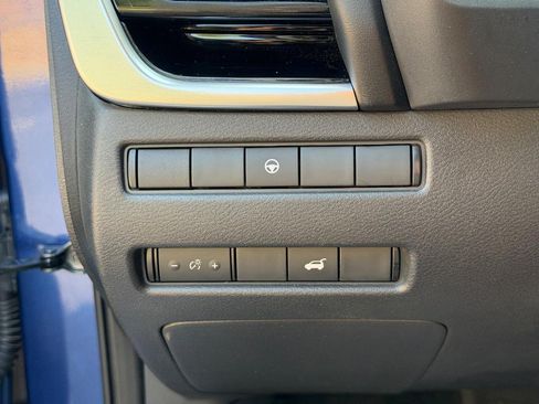 Used 2023 Nissan Rogue SL w/ SL Premium Package AWD/4WD image 16