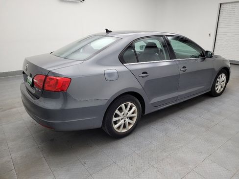 Used 2013 Volkswagen Jetta SE FWD image 10