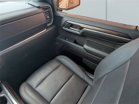 Used 2022 GMC Sierra 1500 SLT w/ SLT Premium Plus Package image 16