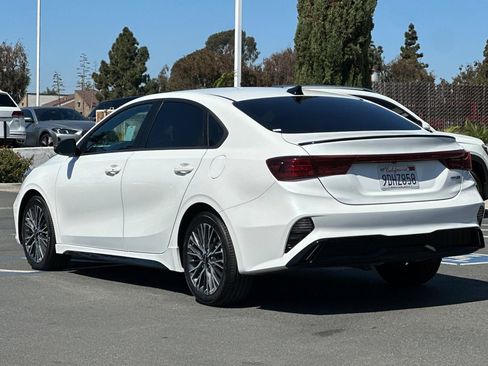 Used 2023 Kia Forte GT-Line w/ GT-Line Premium Package FWD image 6