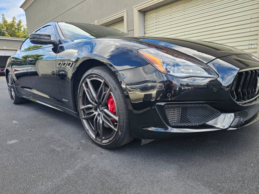 Used 2020 Maserati Quattroporte S GranSport Q4 AWD/4WD image 26