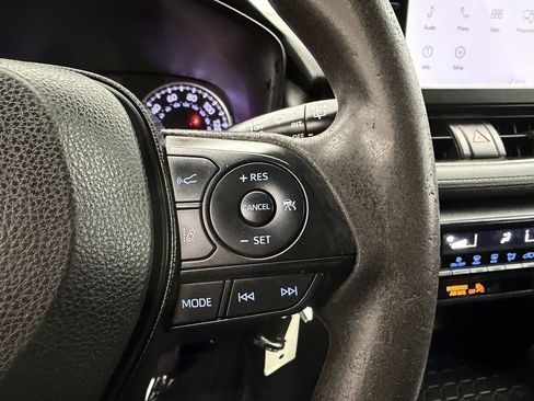 Used 2019 Toyota RAV4 LE image 12