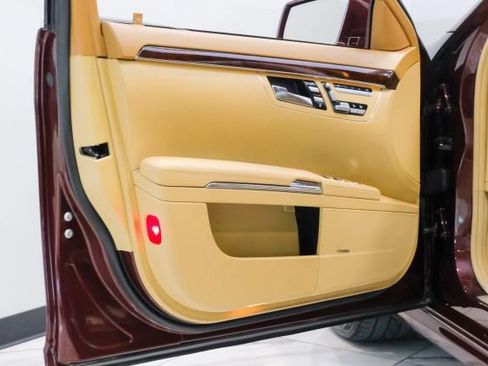 Used 2011 Mercedes-Benz S 550 image 49