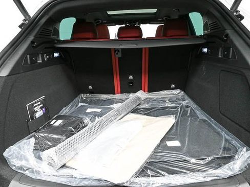 New 2025 Maserati Grecale Modena image 32