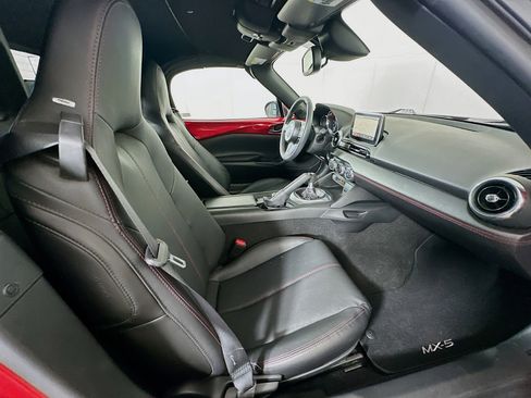 Used 2016 MAZDA MX-5 Miata Grand Touring RWD image 26