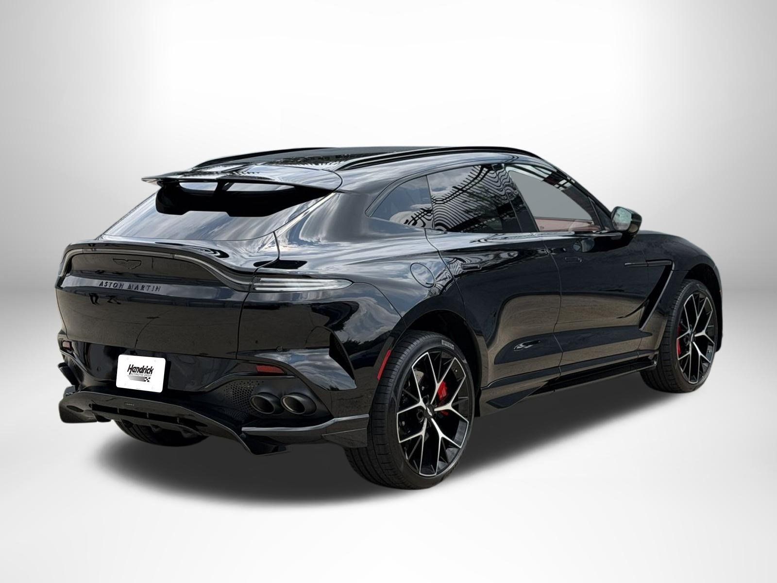 Used 2026 Aston Martin DBX 707 AWD/4WD image 15