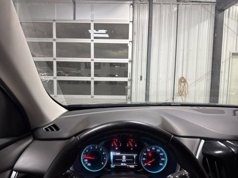 Used 2019 Chevrolet Traverse LT image 7