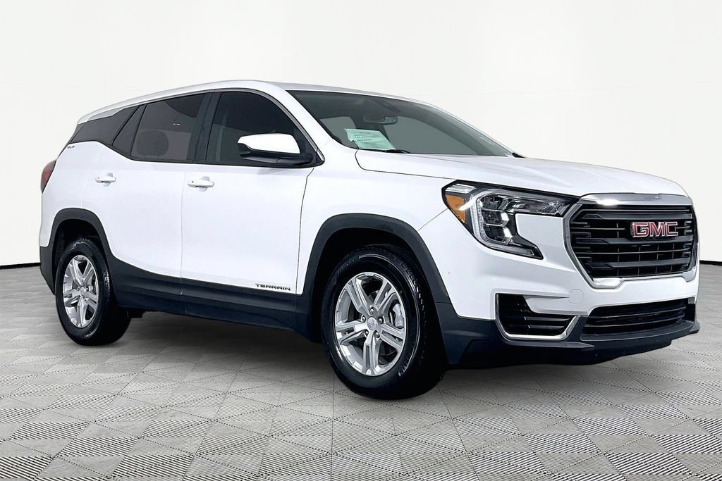 Certified 2023 GMC Terrain SLE FWD image 3