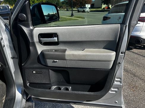 Used 2016 Toyota Sequoia Limited image 17