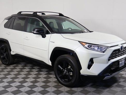 Used 2021 Toyota RAV4 XSE image 2