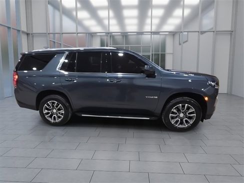 Used 2021 Chevrolet Tahoe LT w/ Rear Media and Nav Package image 9