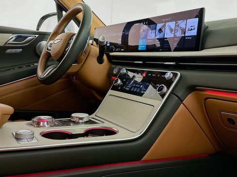 Used 2025 Genesis GV80 3.5T Prestige image 29