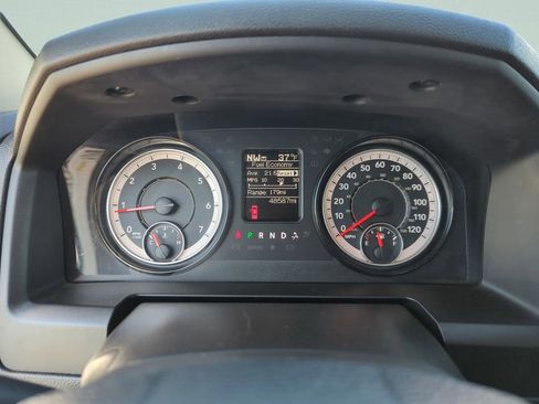 Used 2024 RAM 1500 Classic SLT image 39