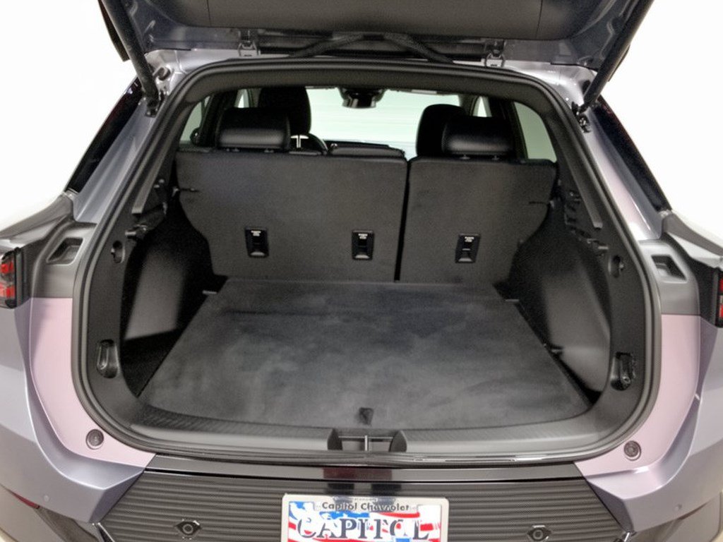 Used 2024 Chevrolet Equinox EV LT FWD image 28