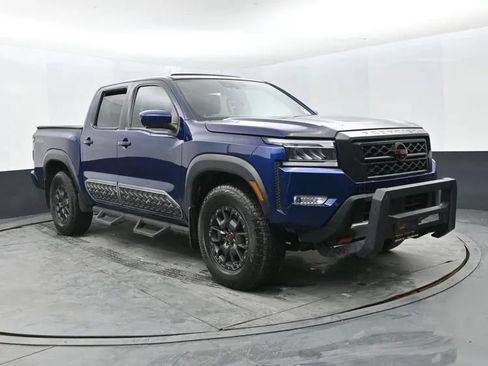 Used 2023 Nissan Frontier PRO-4X w/ Pro-4X Premium Package image 2