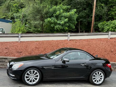 Used 2016 Mercedes-Benz SLK 300 2dr Roadster SLK 300 image 3