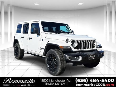 Used 2025 Jeep Wrangler Unlimited Sahara w/ Safety Group image 1