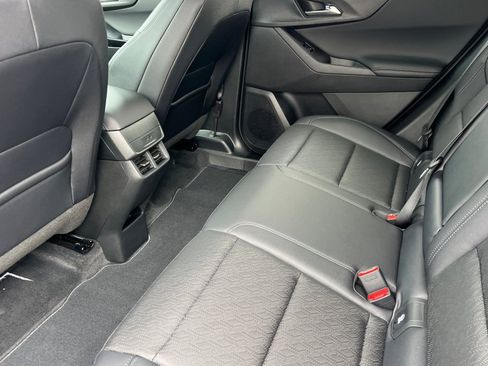 New 2026 Chevrolet Equinox LT w/ Convenience Package II image 9