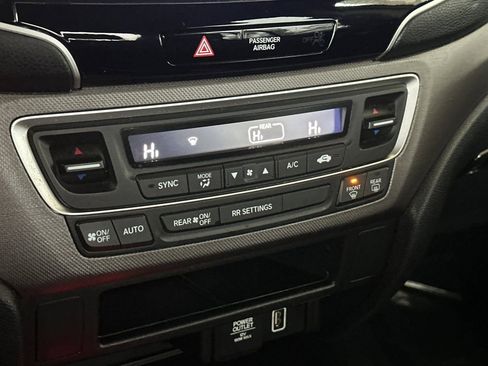 Used 2023 Honda Ridgeline Sport image 18