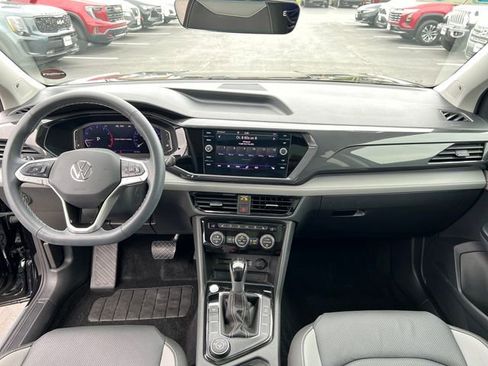 Used 2024 Volkswagen Taos SEL AWD/4WD image 15