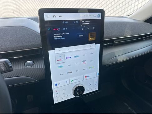 Used 2024 Ford Mustang Mach-E Premium image 24