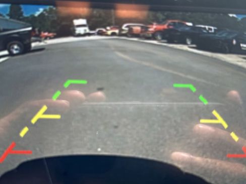 Used 2023 Nissan Versa SR w/ Trunk Package image 32