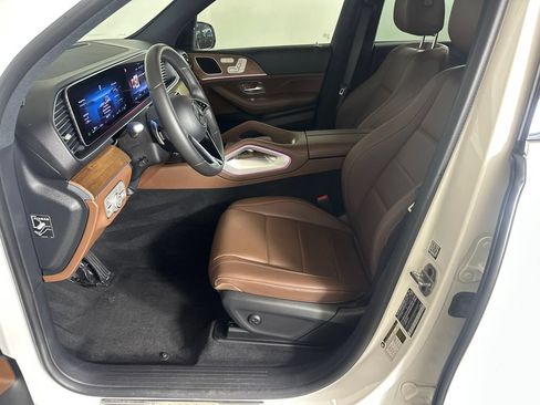 Certified 2024 Mercedes-Benz GLE 350 4MATIC image 9