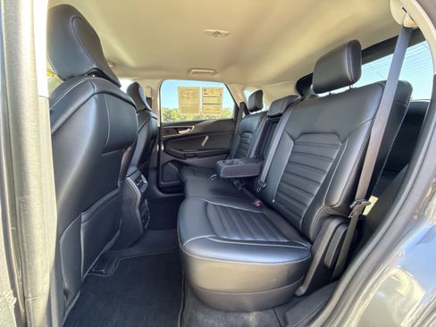 Certified 2024 Ford Edge SEL w/ Convenience Package image 23
