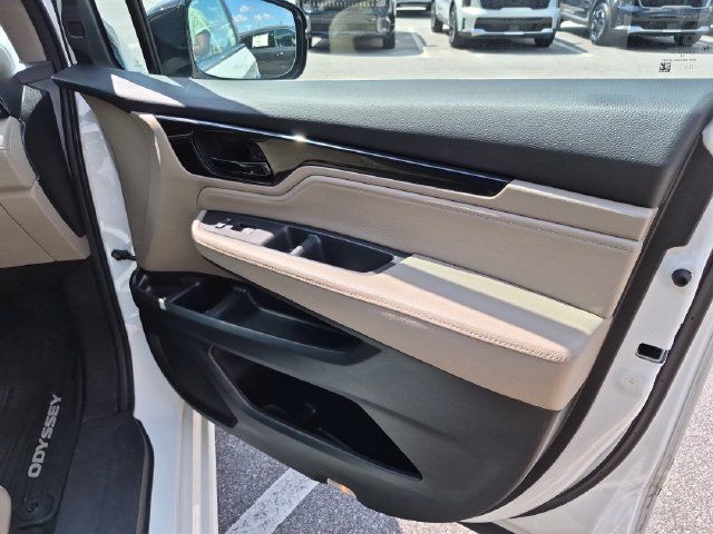 Used 2023 Honda Odyssey Elite image 28