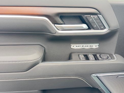 New 2026 GMC Sierra 1500 Denali AWD/4WD image 17