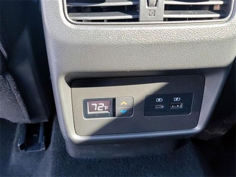 Used 2021 Nissan Rogue SL w/ Premium Package image 30