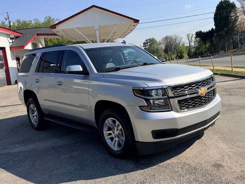 Used 2019 Chevrolet Tahoe LT image 2